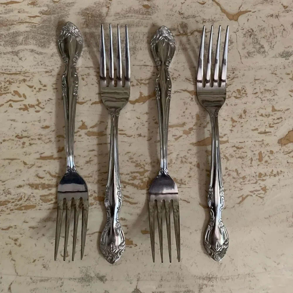The Cellar Japan 20 piece stainless flat ware set